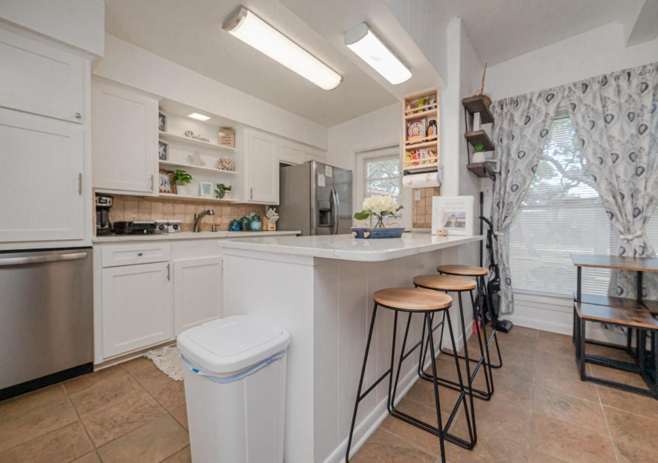 Knot Bay Haven, Dog Friendly, Hot Tub, Fenced Yard, Patio And Grill, 3 Br Villa Rockport Exterior photo